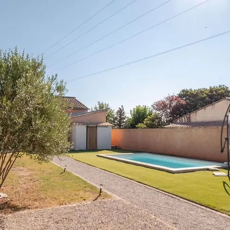 La Romana Pour 12 Personnes Avec Piscine Privee A * Nimes